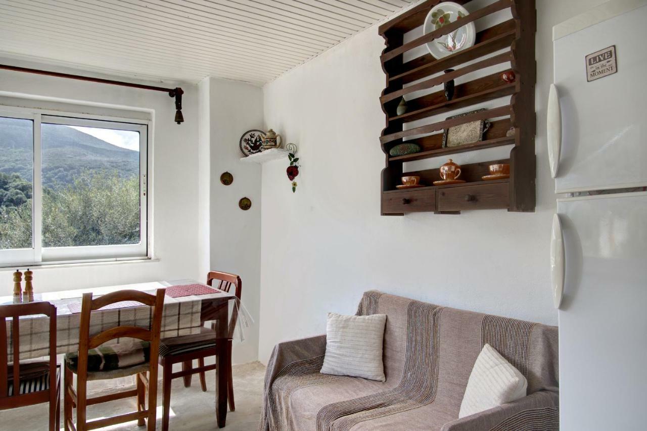 Traditional Cretan Country House Plokamiana Luaran gambar